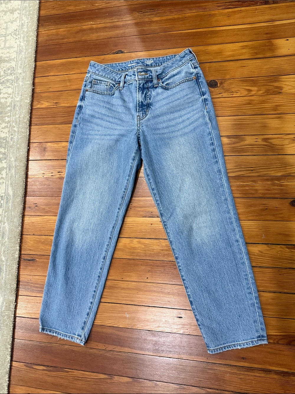 Old Navy Light Blue Straight-Leg Women's Jeans